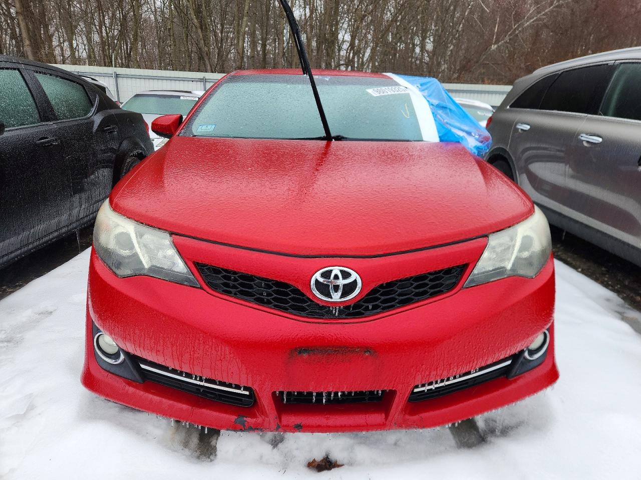 2013 TOYOTA CAMRY L photo 5