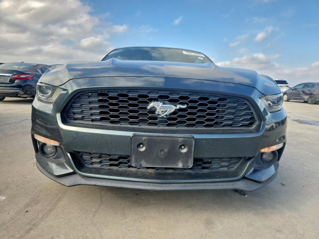2015 FORD MUSTANG photo 5