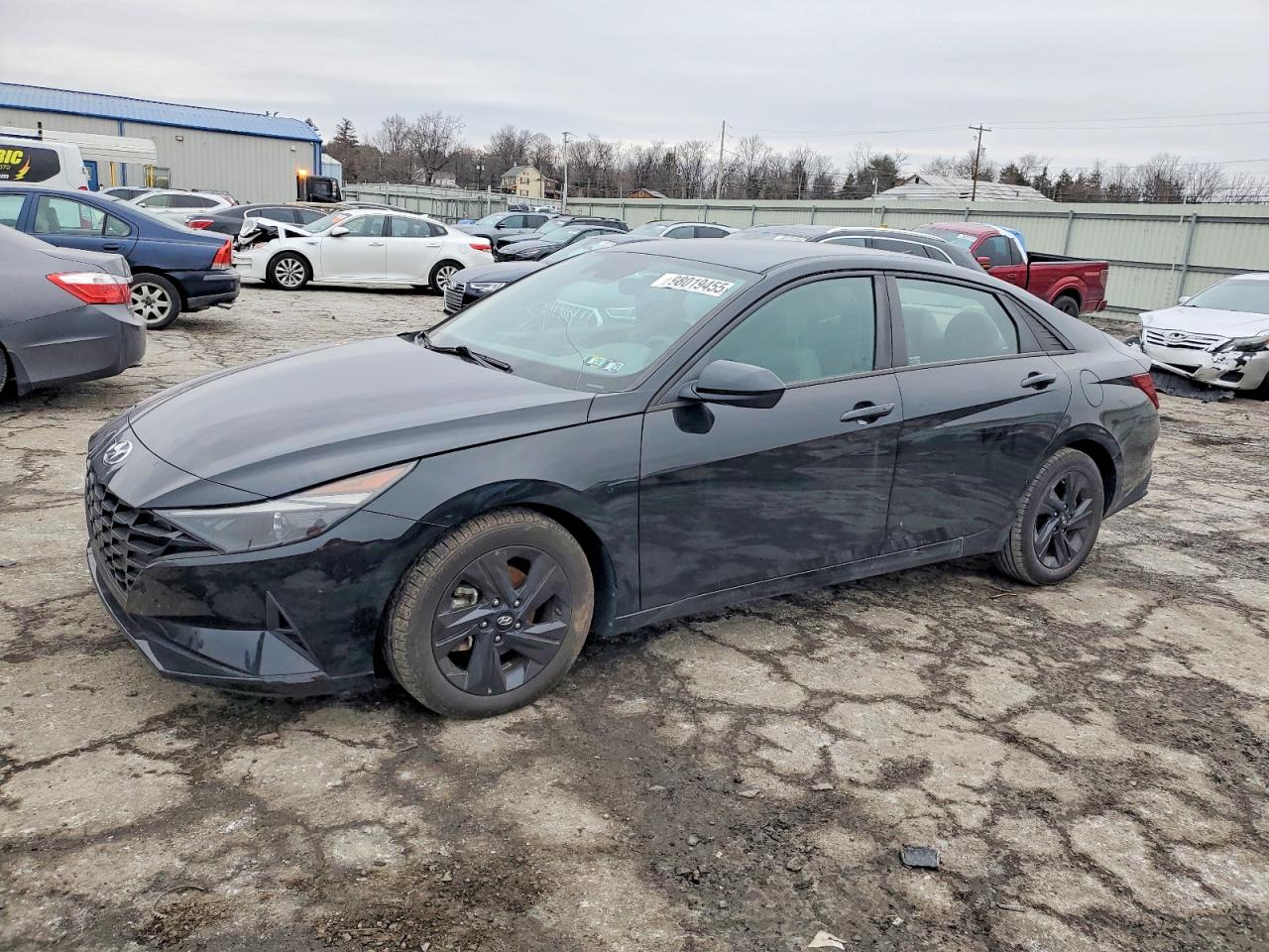 2022 HYUNDAI ELANTRA