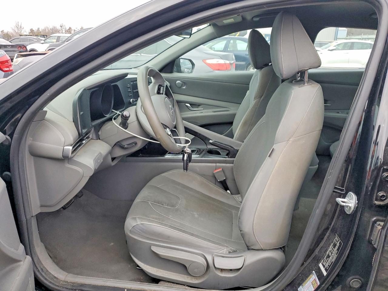 2022 HYUNDAI ELANTRA SEL photo 7