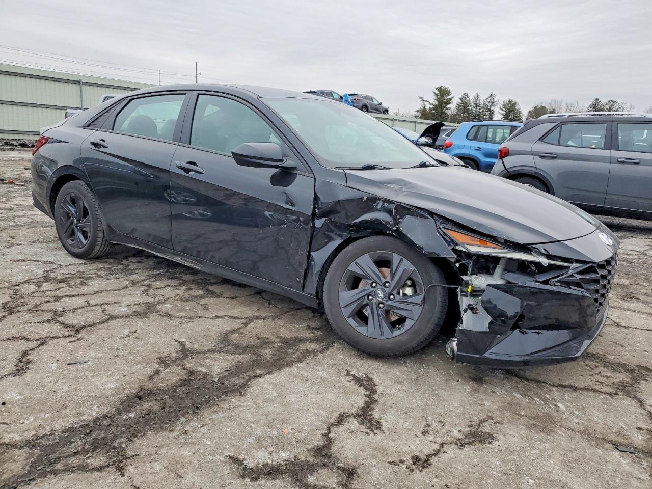 2022 HYUNDAI ELANTRA SEL photo 4