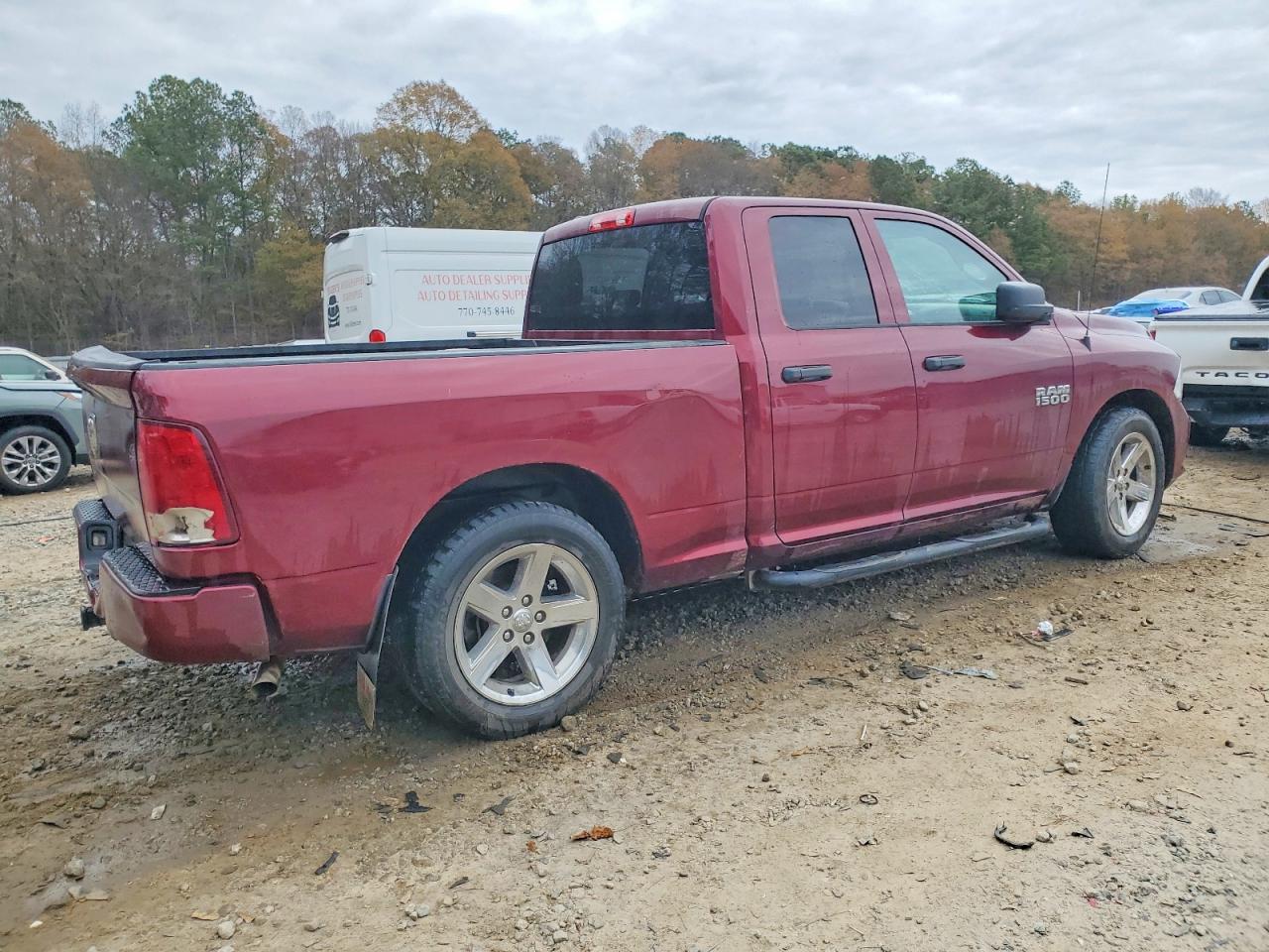 2018 RAM 1500 ST photo 3