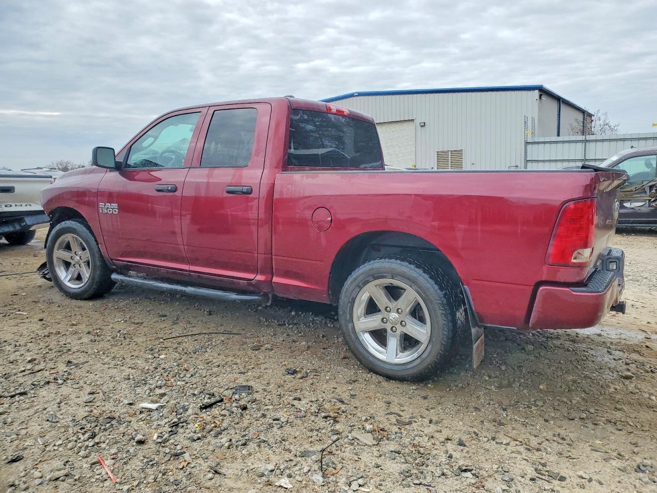 2018 RAM 1500 ST photo 2