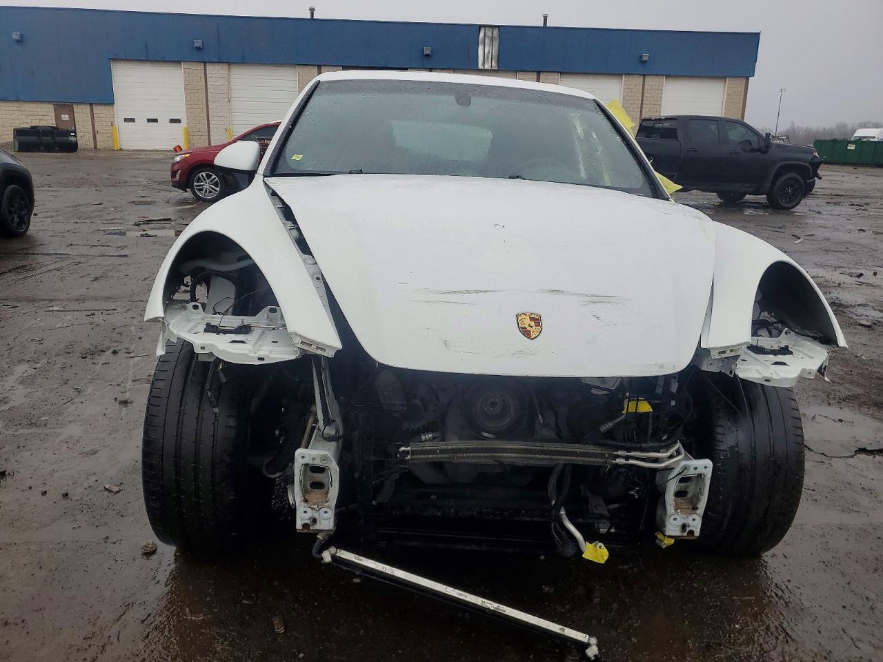 2013 PORSCHE CAYENNE photo 5