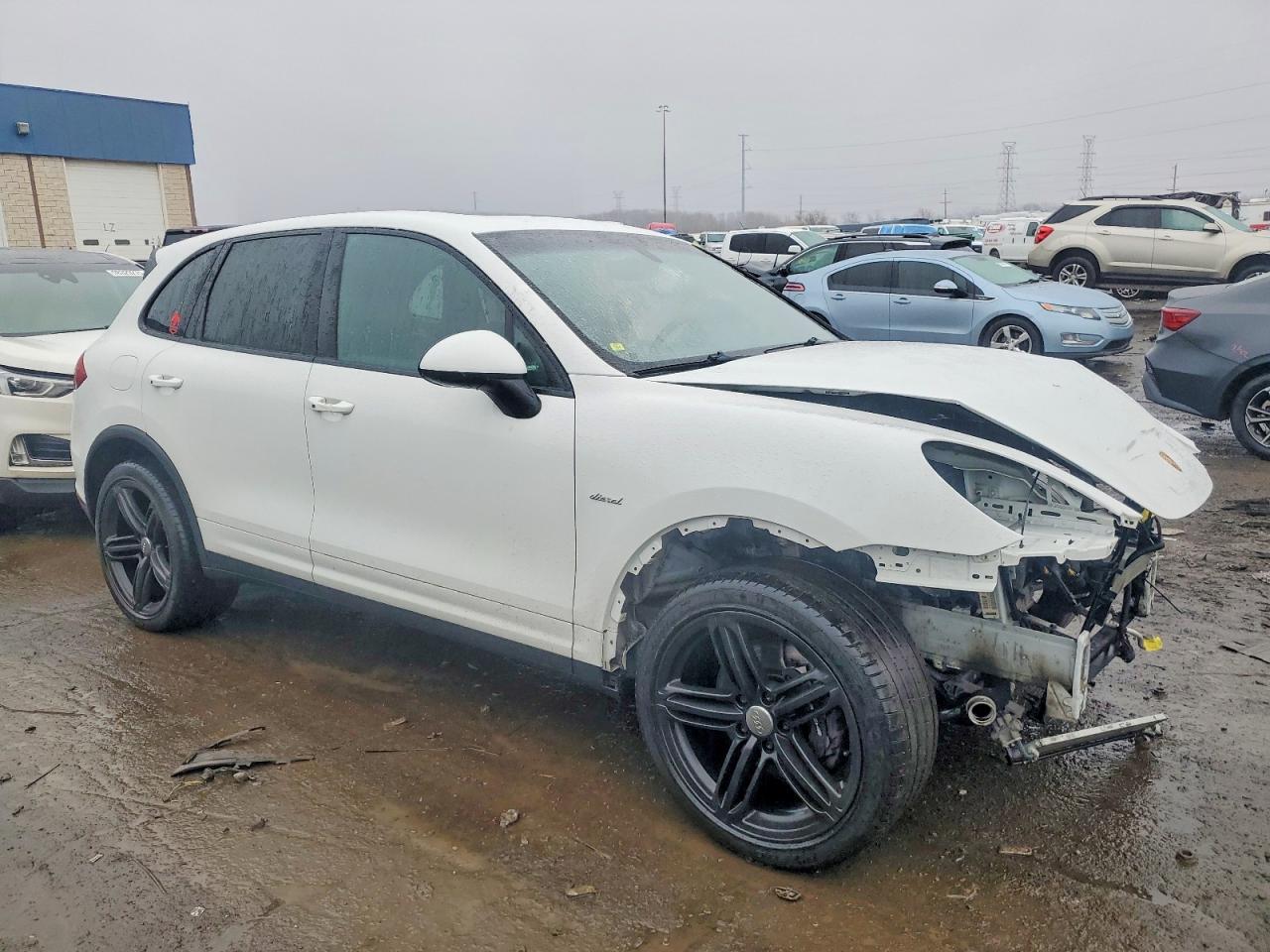 2013 PORSCHE CAYENNE photo 4