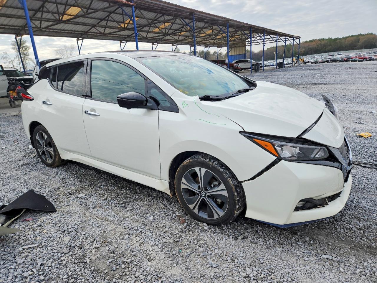 2021 NISSAN LEAF SL PLUS photo 4
