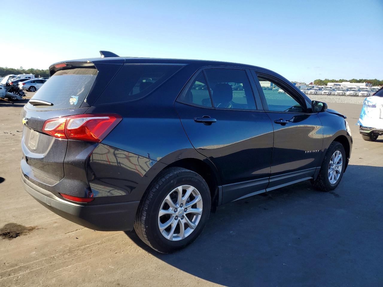 2020 CHEVROLET EQUINOX LS photo 3