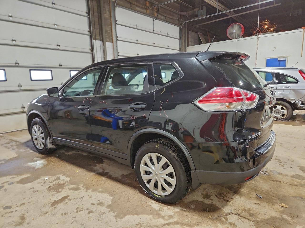 2016 NISSAN ROGUE S photo 2