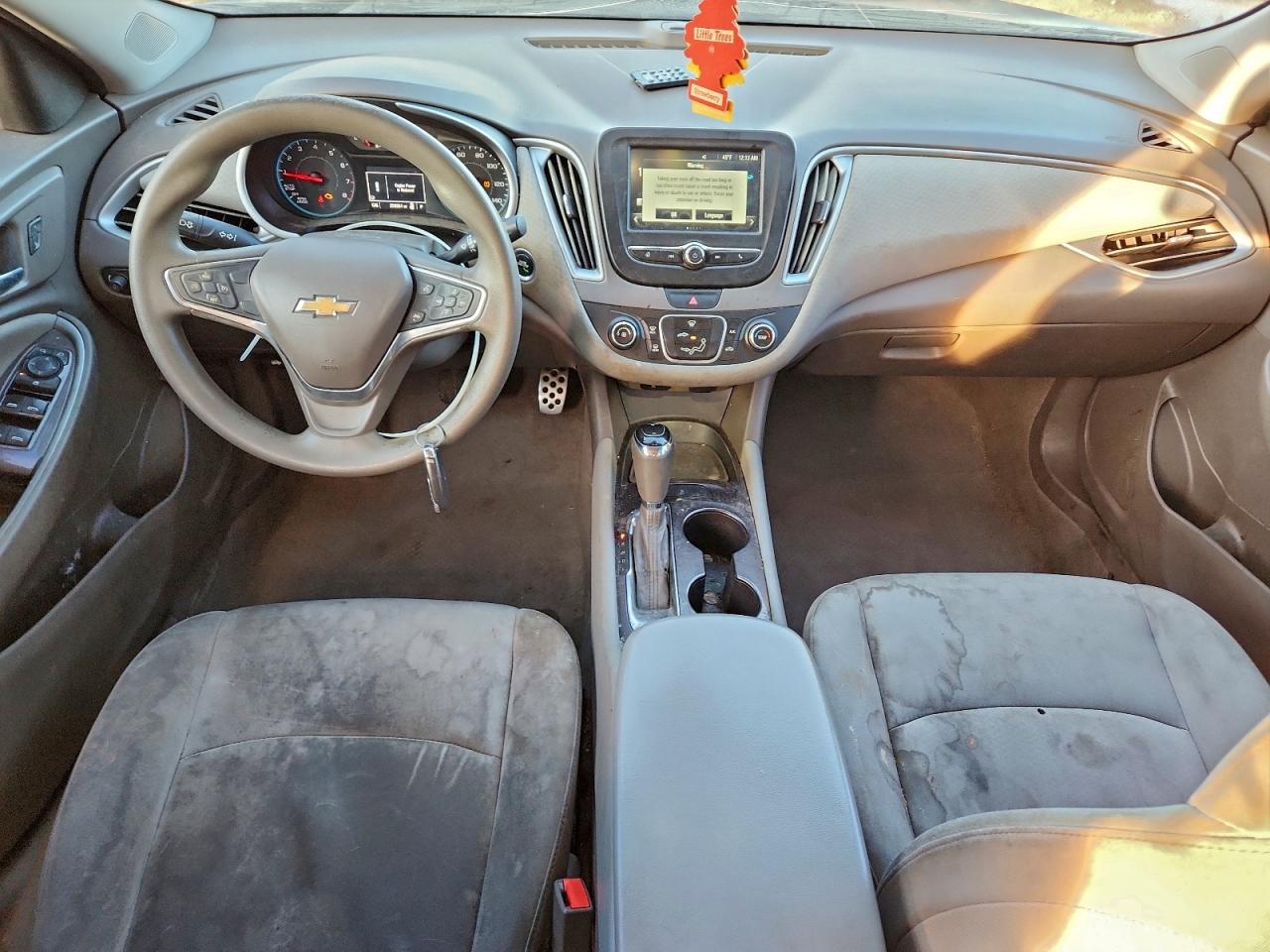 2017 CHEVROLET MALIBU LS photo 8
