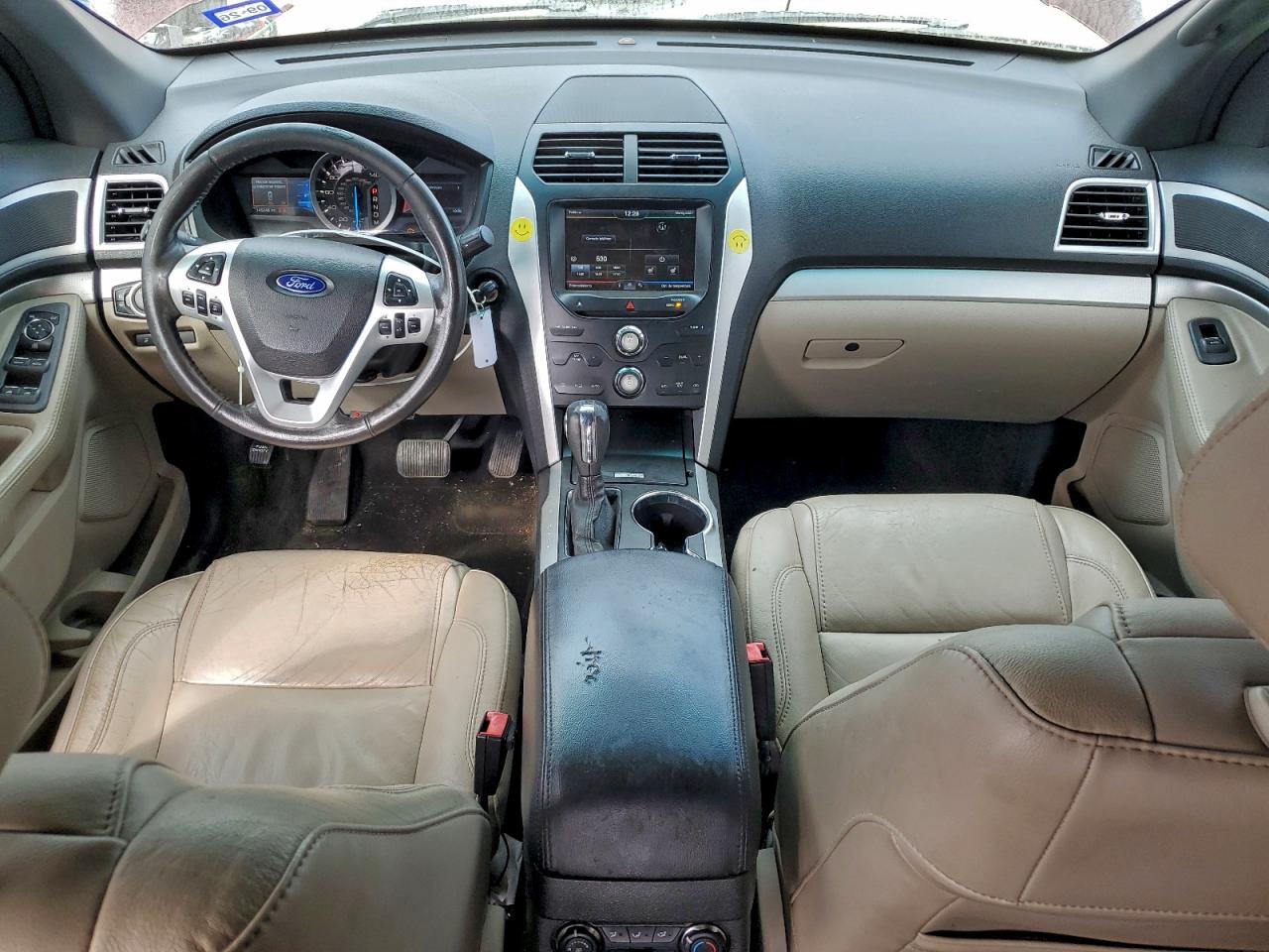 2015 FORD EXPLORER XLT photo 15