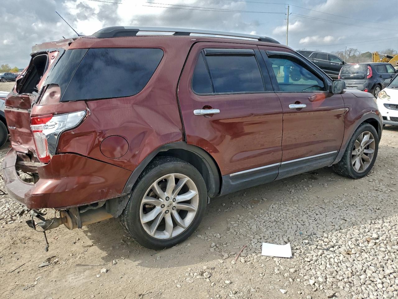 2015 FORD EXPLORER XLT photo 5