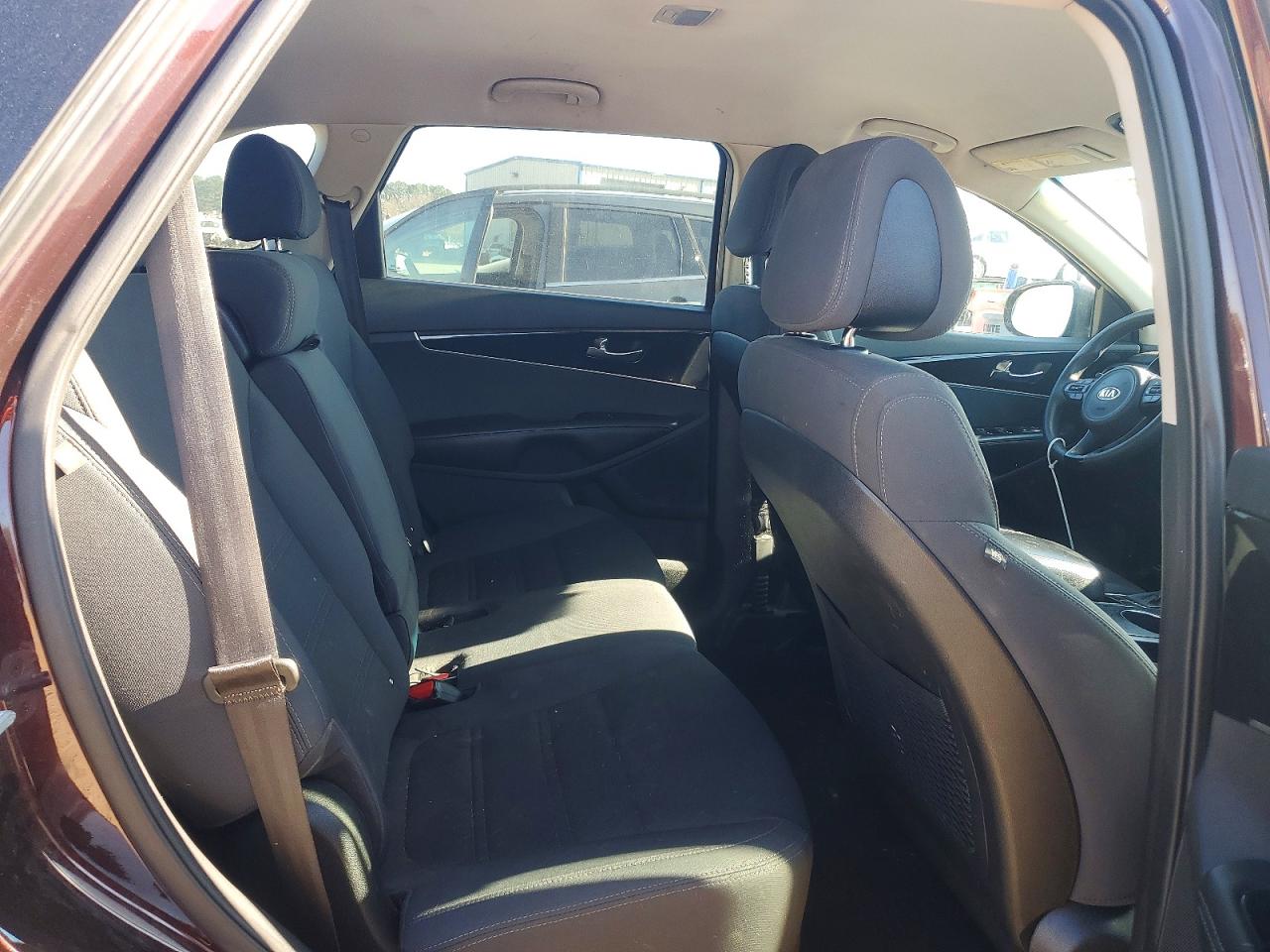 2016 KIA SORENTO LX photo 11