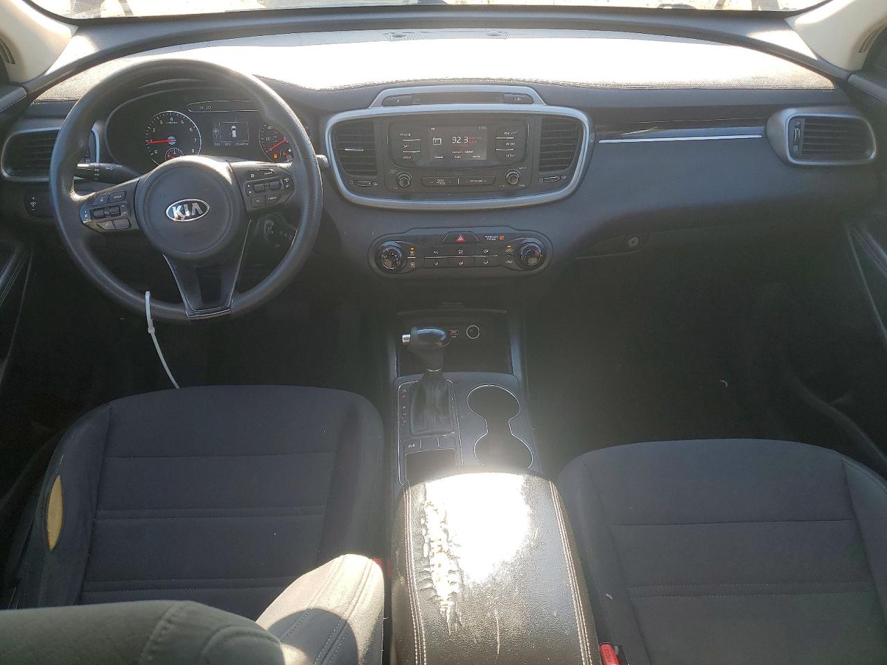 2016 KIA SORENTO LX photo 8