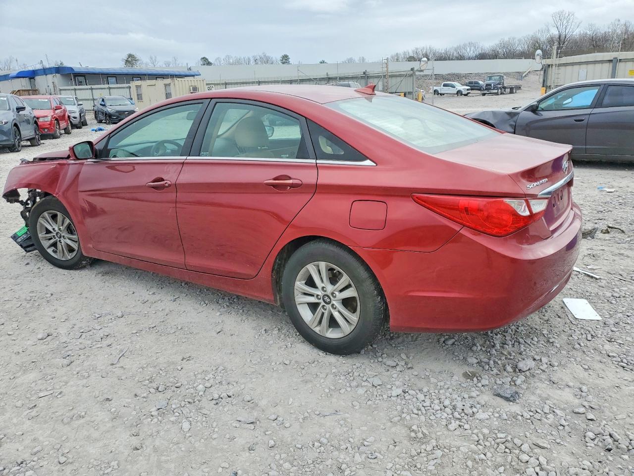 2013 HYUNDAI SONATA GLS photo 2