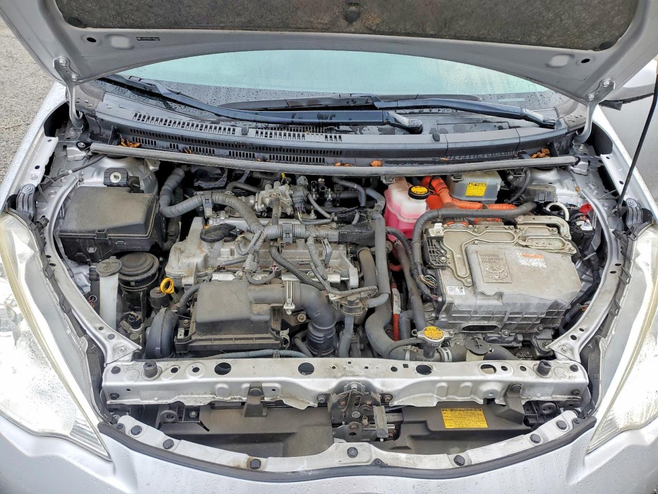 2014 TOYOTA PRIUS C photo 11