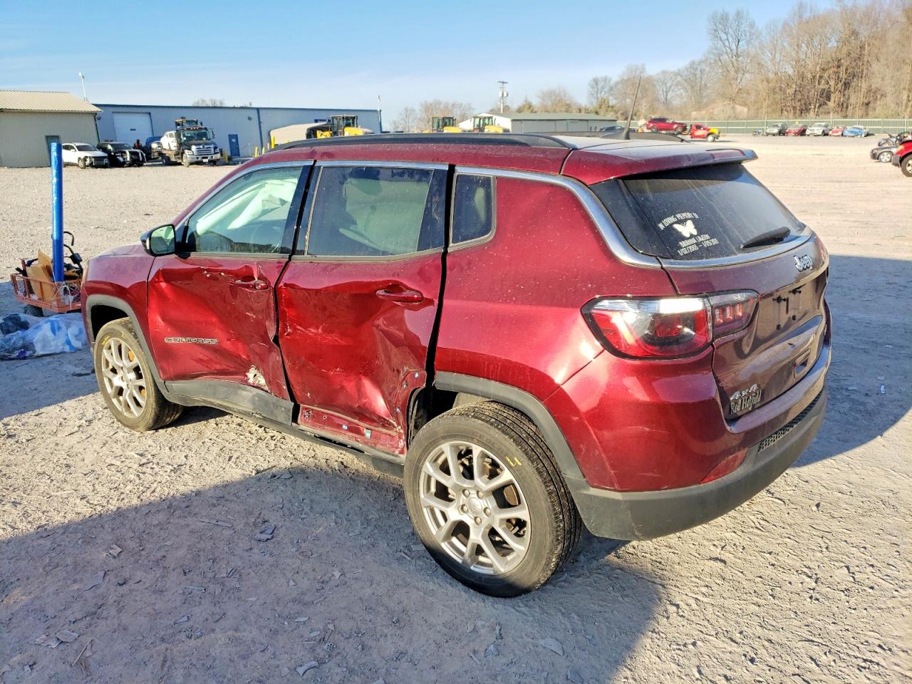 2022 JEEP COMPASS LATITUDE LUX photo 2