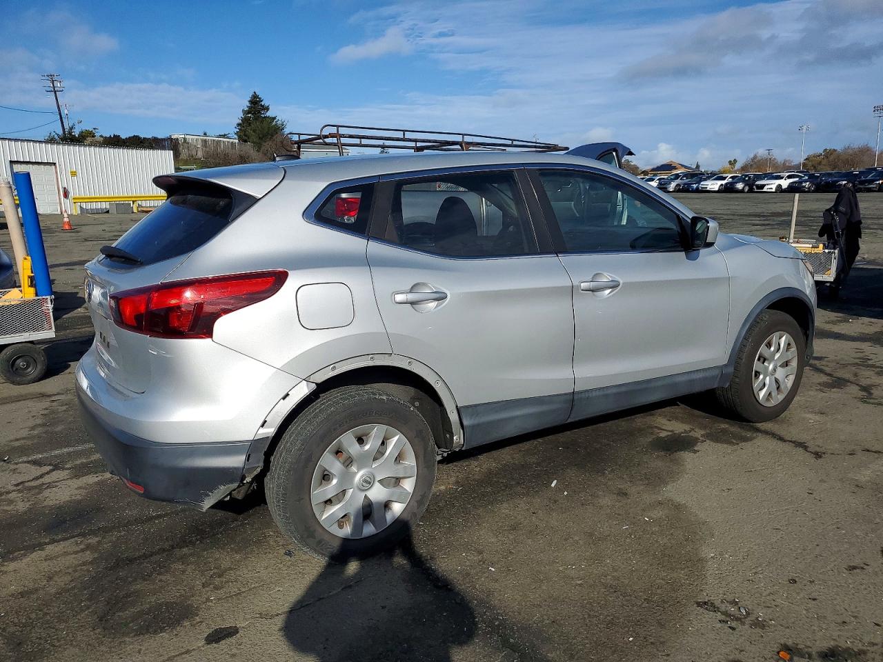 2019 NISSAN ROGUE SPORT S photo 3