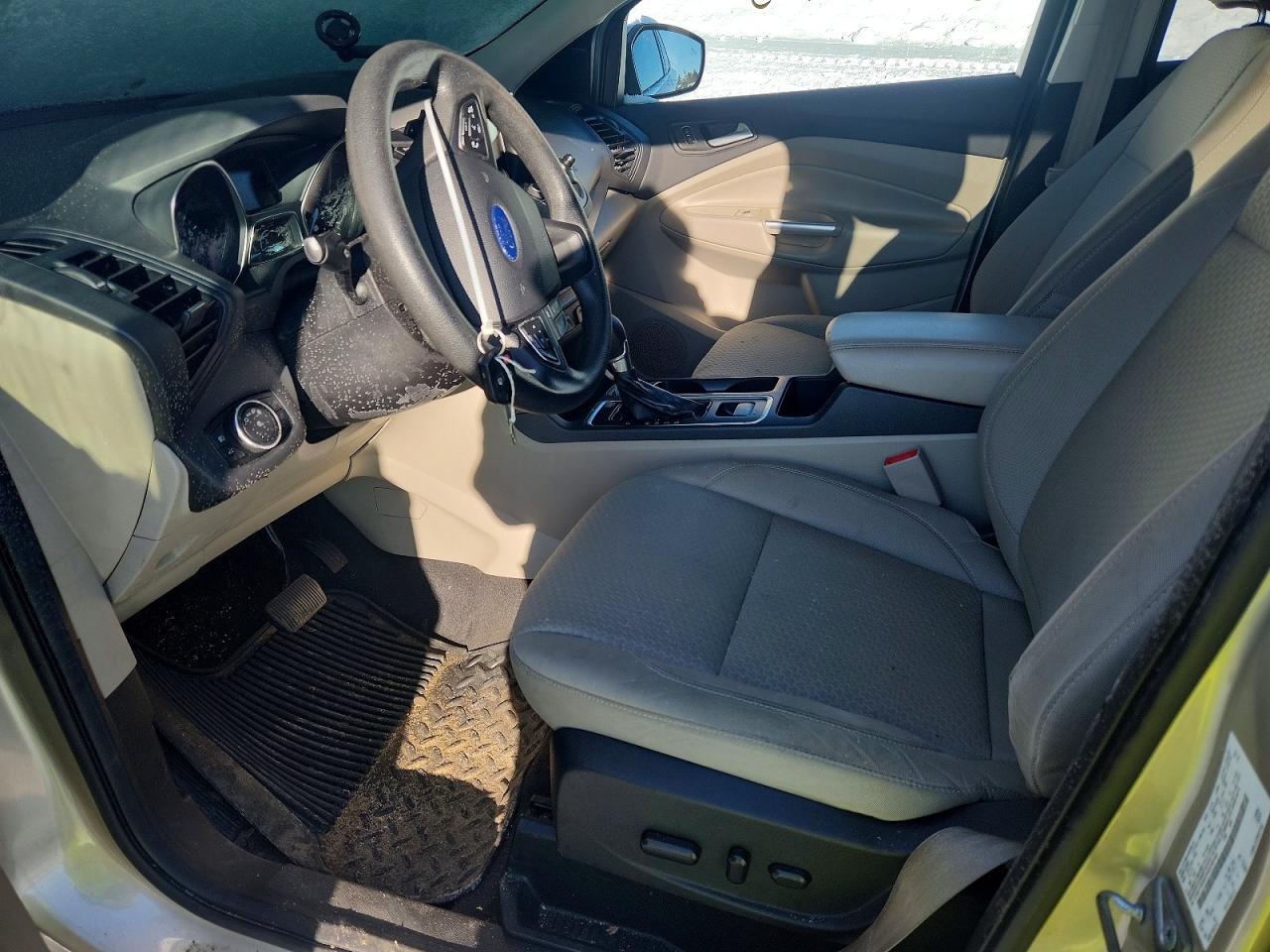 2017 FORD ESCAPE SE photo 7