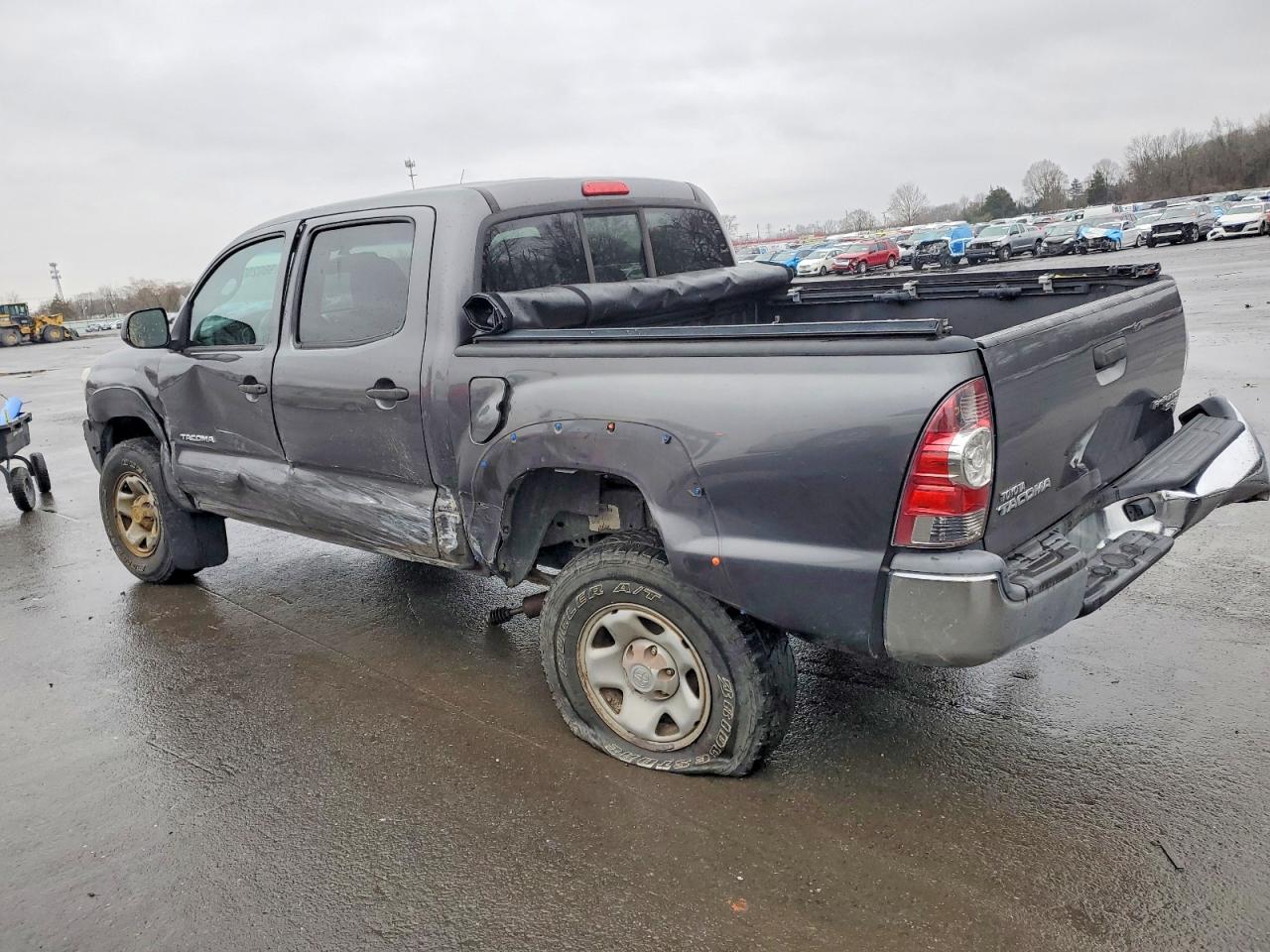 2013 TOYOTA TACOMA DOUBLE CAB photo 2
