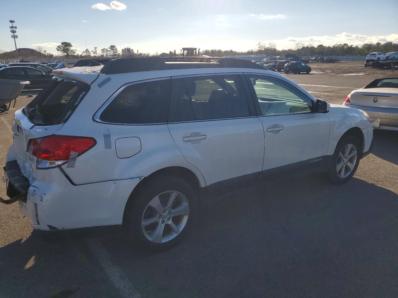 2014 SUBARU OUTBACK 2.5I LIMITED photo 5