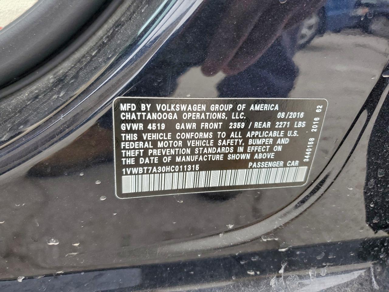 2017 VOLKSWAGEN PASSAT SE photo 12