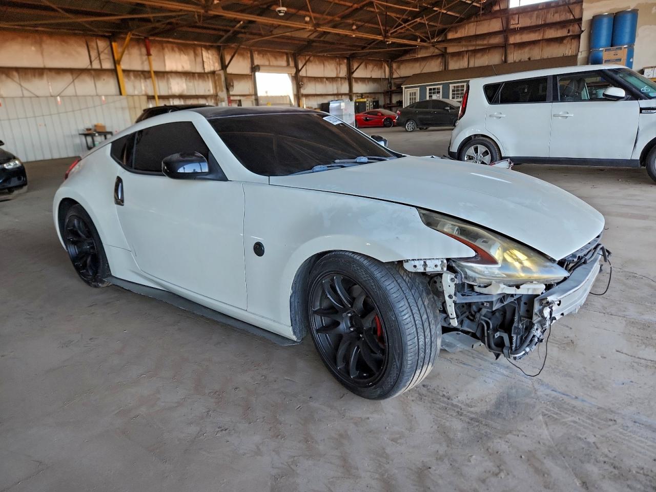 2019 NISSAN 370Z BASE photo 4