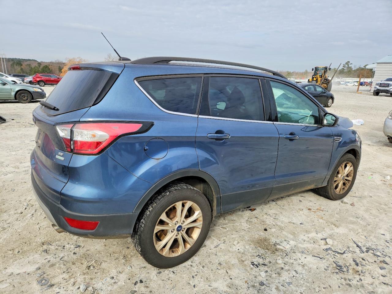 2018 FORD ESCAPE SE photo 3