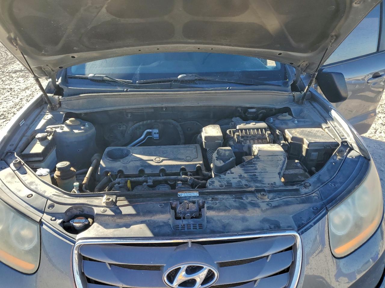 2010 HYUNDAI SANTA FE GLS photo 12