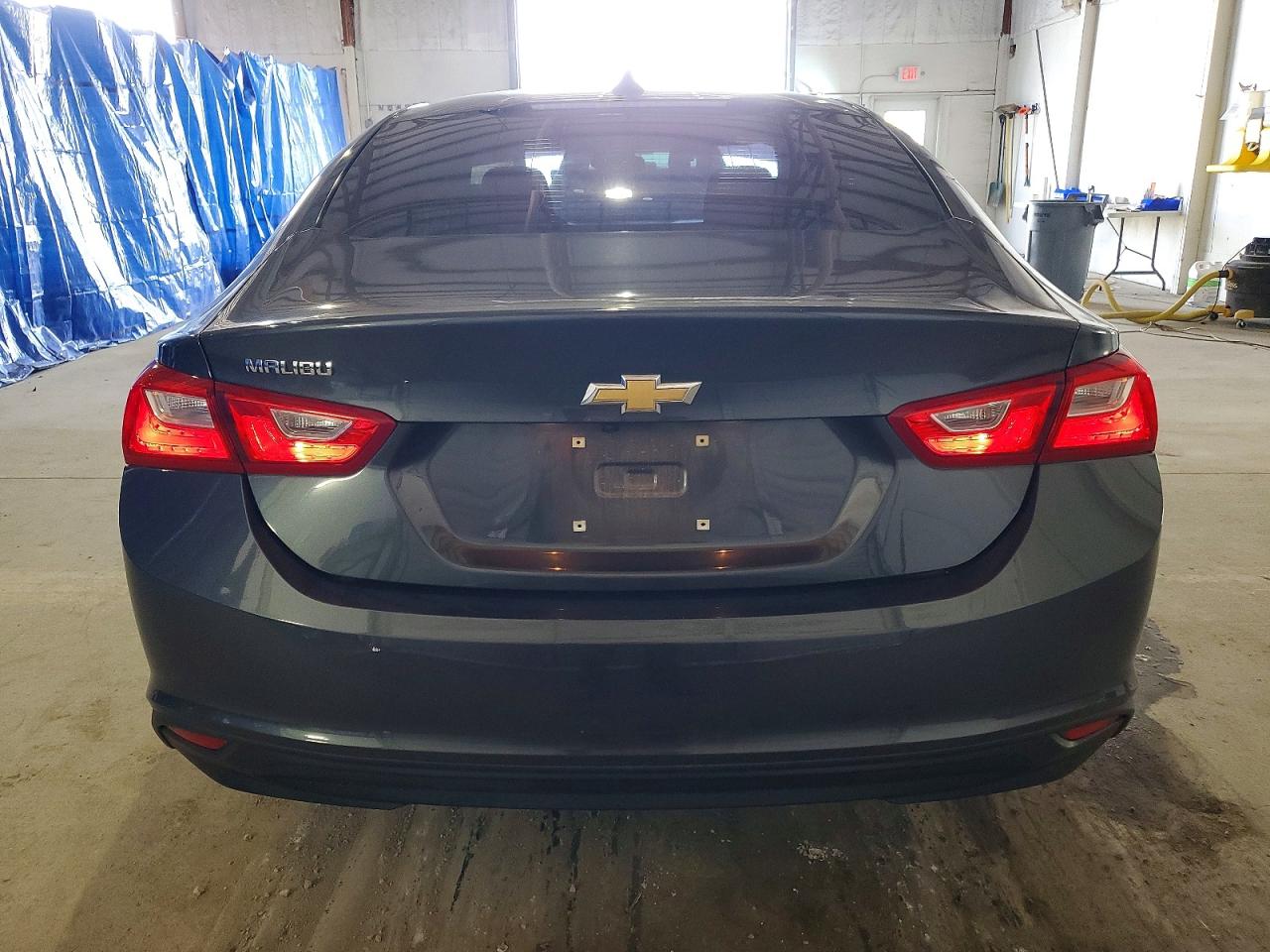 2018 CHEVROLET MALIBU LS photo 6