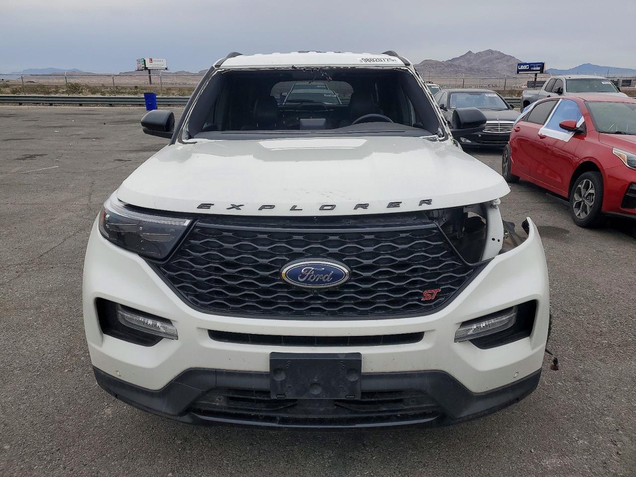 2021 FORD EXPLORER ST photo 5