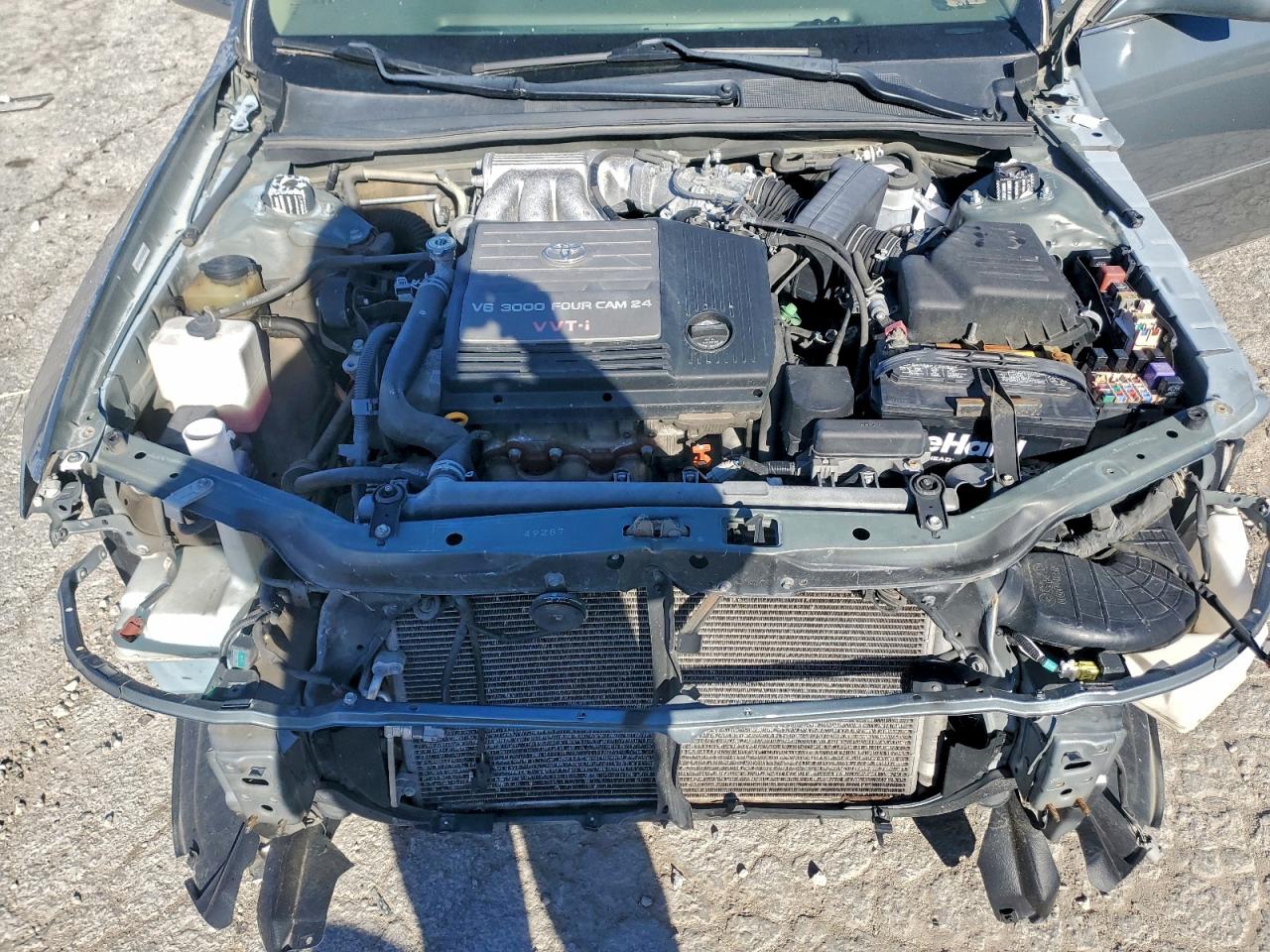 2004 TOYOTA AVALON XL photo 11