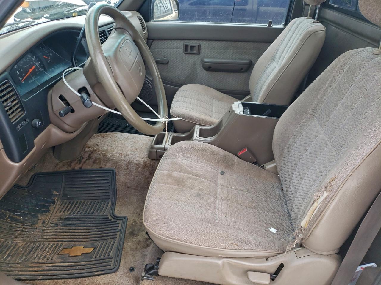 1996 TOYOTA TACOMA photo 13