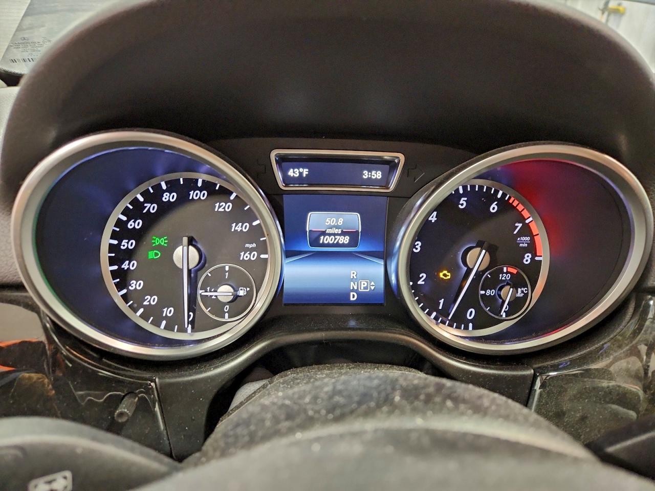 2015 MERCEDES-BENZ ML 350 4MATIC photo 9