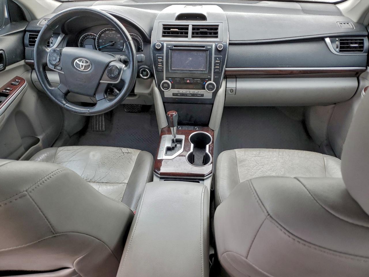 2012 TOYOTA CAMRY BASE photo 8
