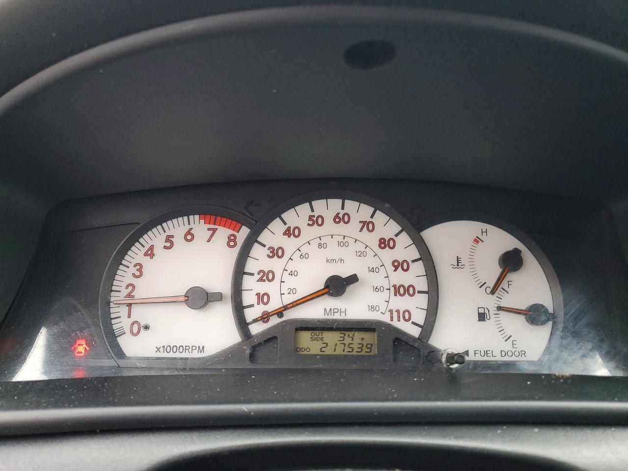2004 TOYOTA COROLLA CE photo 9