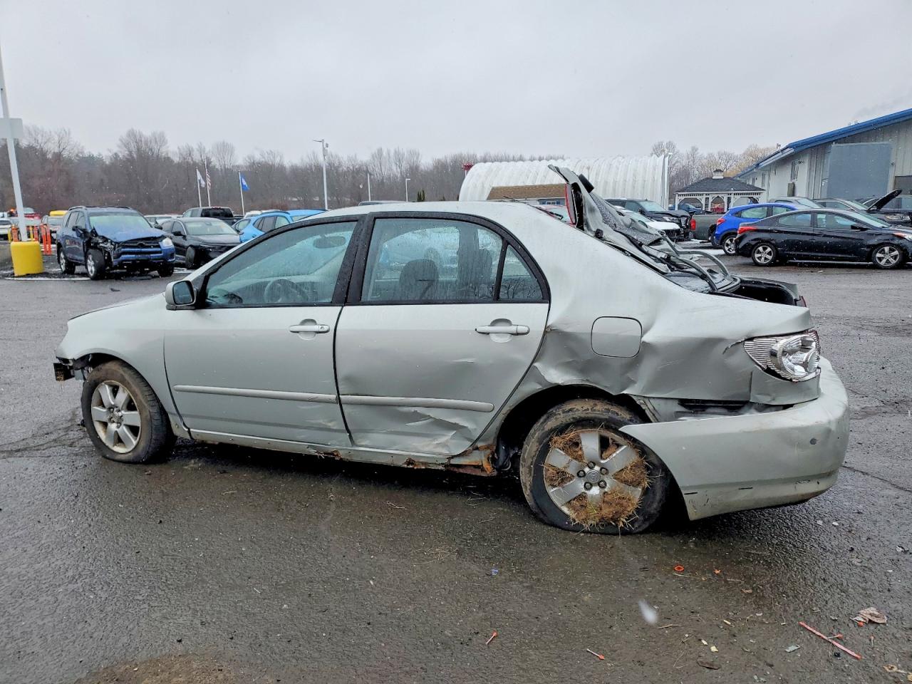 2004 TOYOTA COROLLA CE photo 2