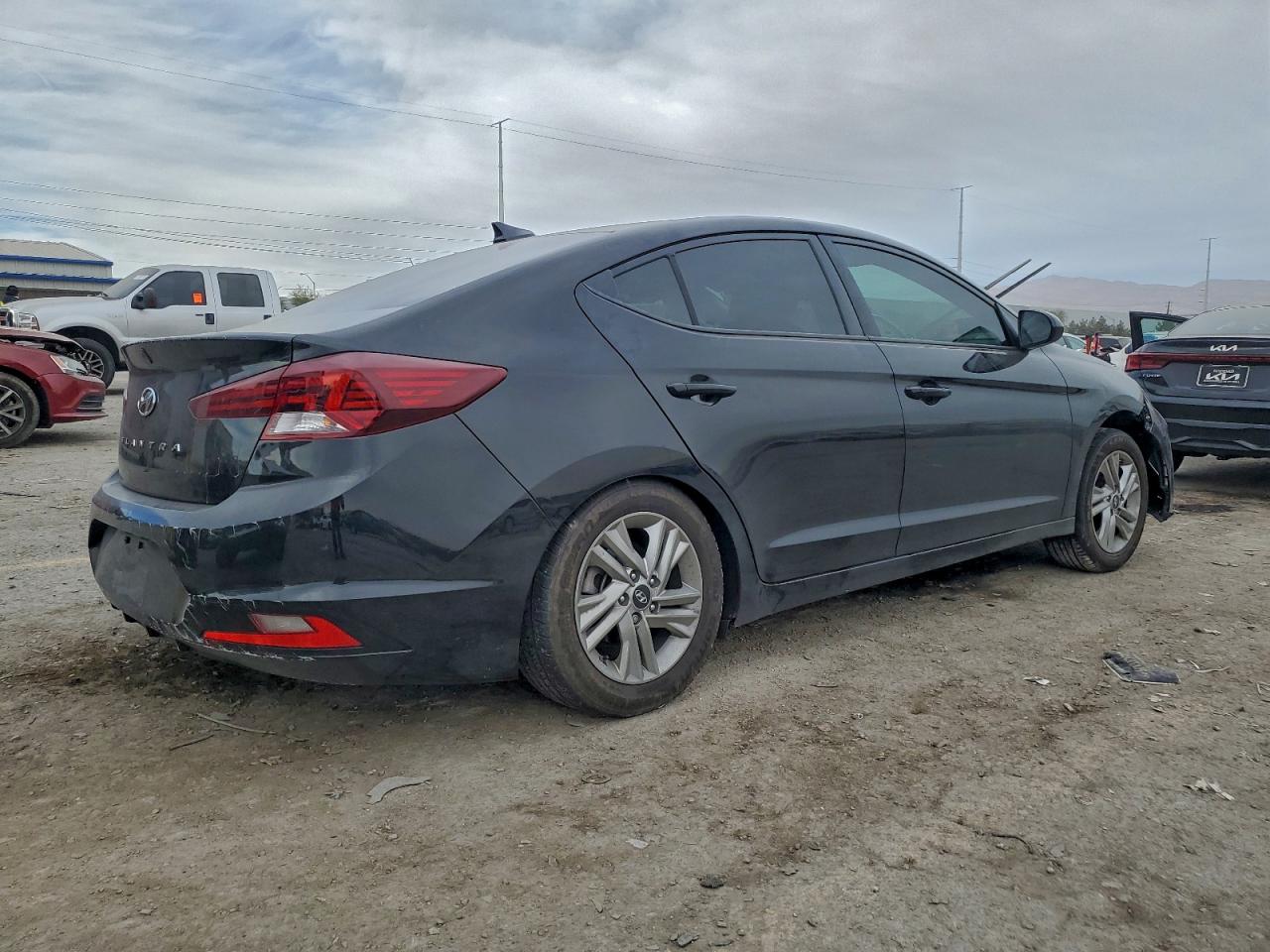 2020 HYUNDAI ELANTRA SEL photo 3