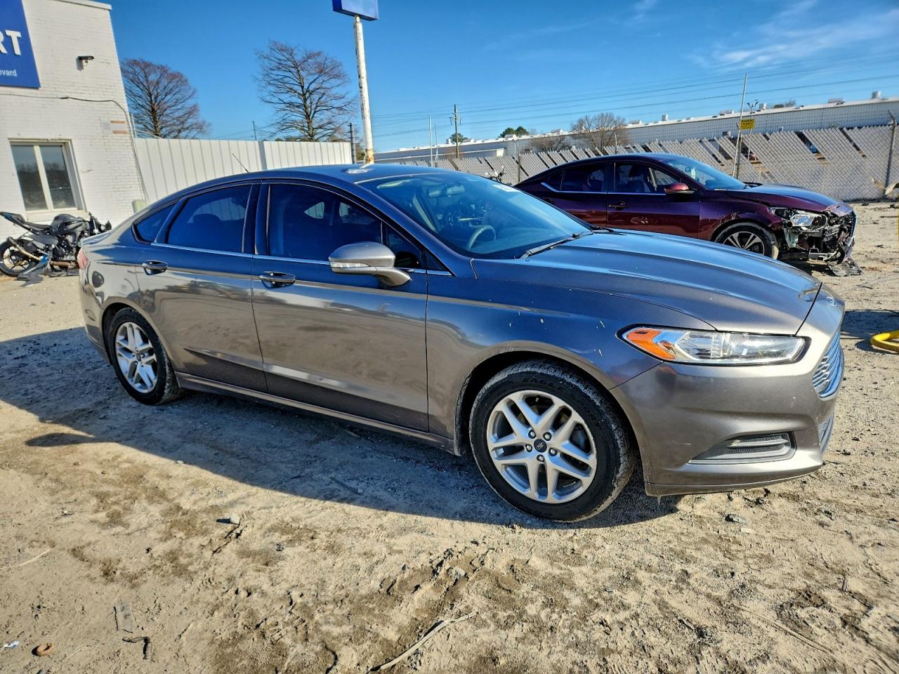 2013 FORD FUSION SE photo 4