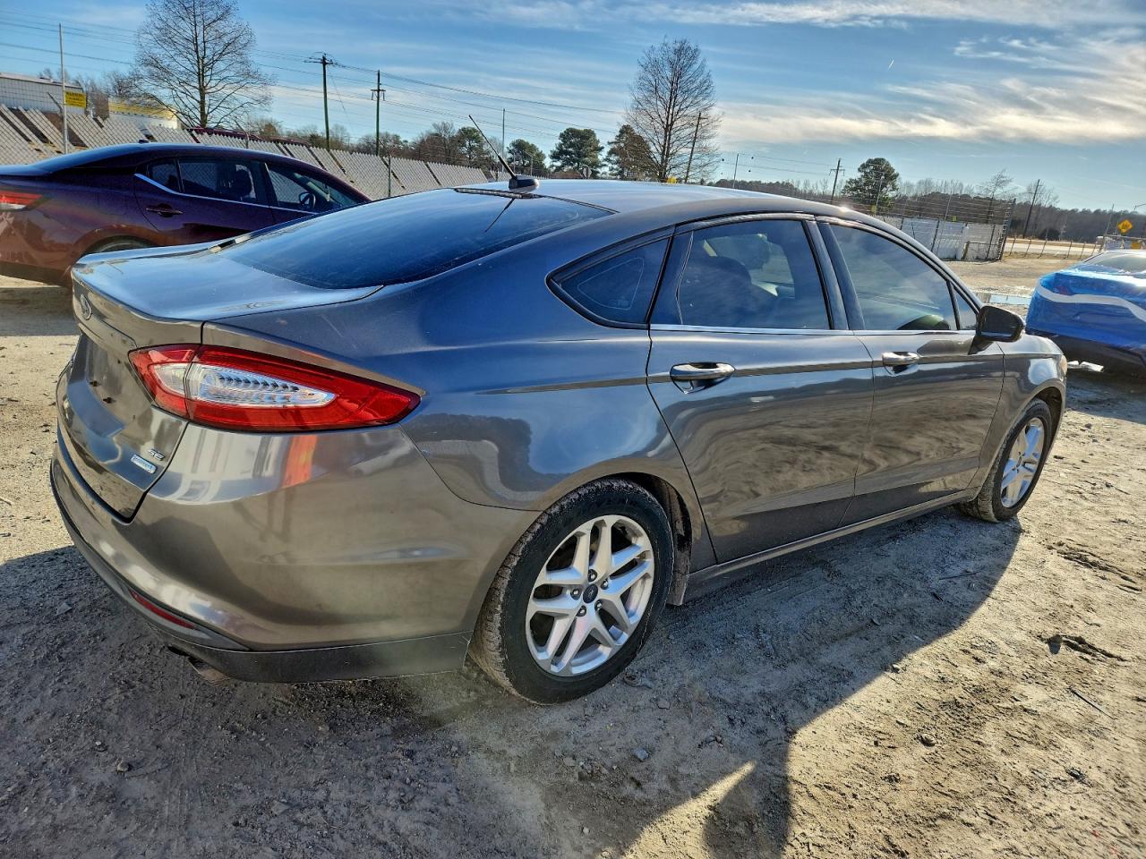 2013 FORD FUSION SE photo 3