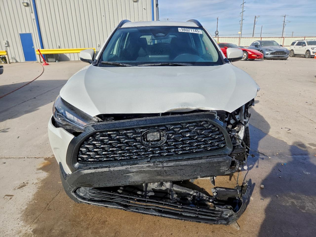 2023 TOYOTA COROLLA CROSS LE photo 5