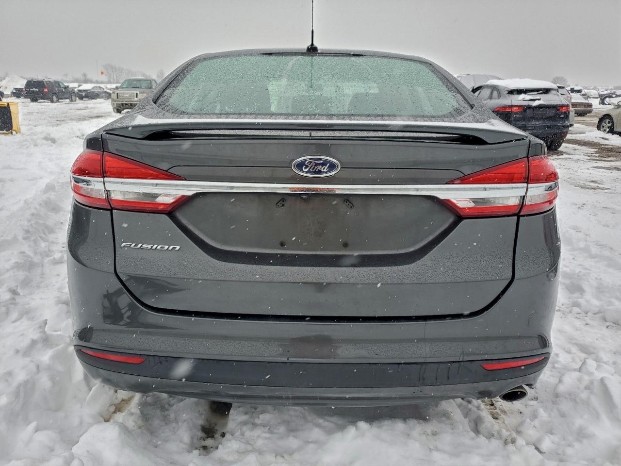2017 FORD FUSION S photo 6