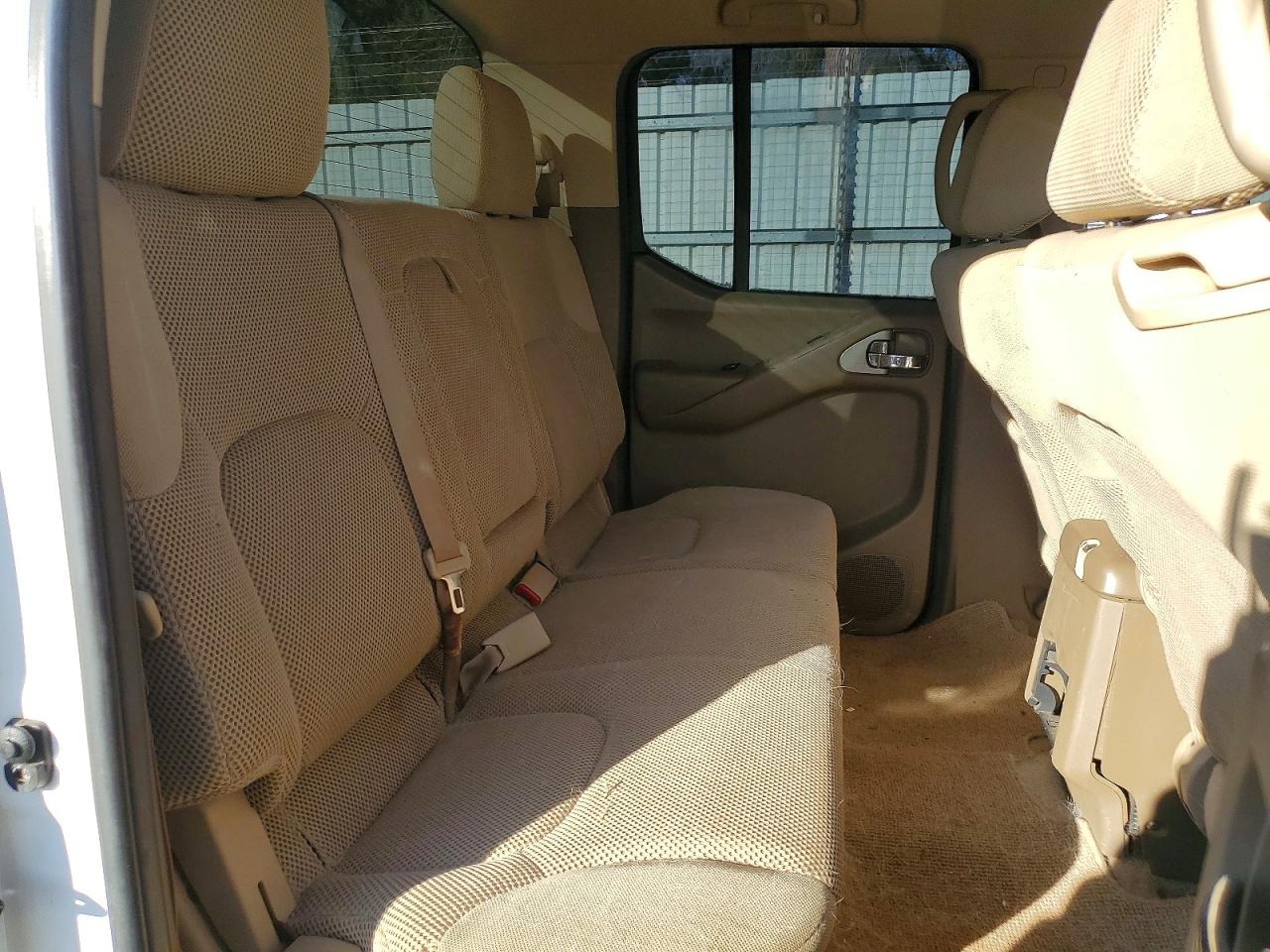 2006 NISSAN FRONTIER CREW CAB LE photo 10