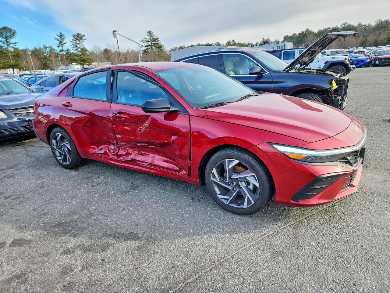 2025 HYUNDAI ELANTRA SEL SPORT photo 4