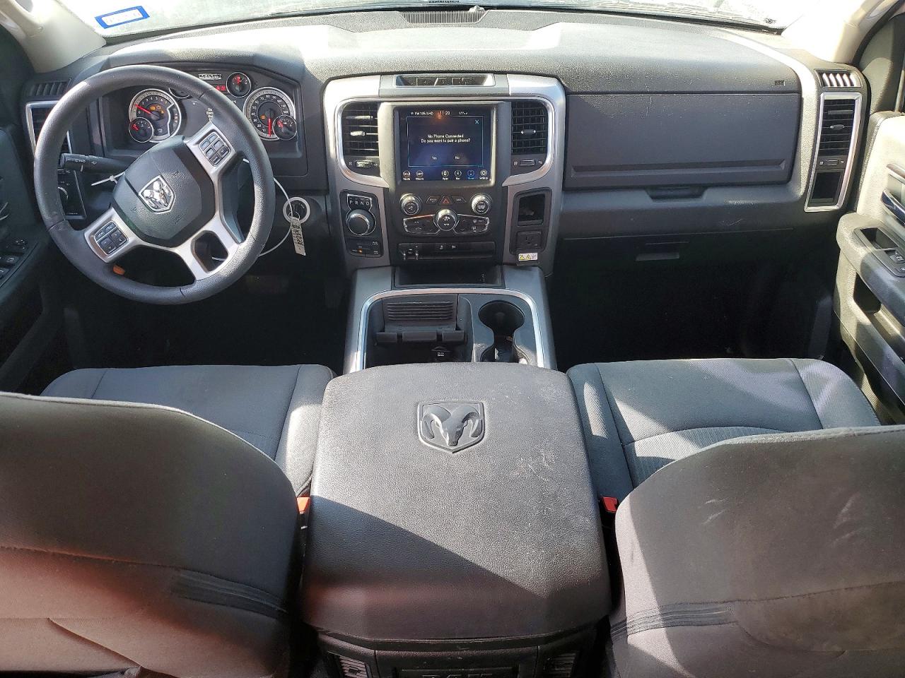 2023 RAM 1500 CLASSIC SLT photo 8