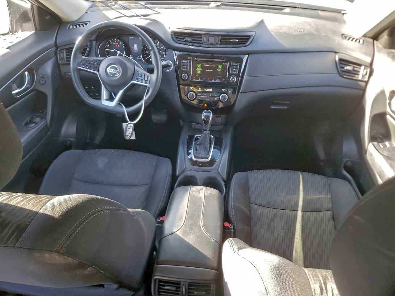 2018 NISSAN ROGUE S photo 8