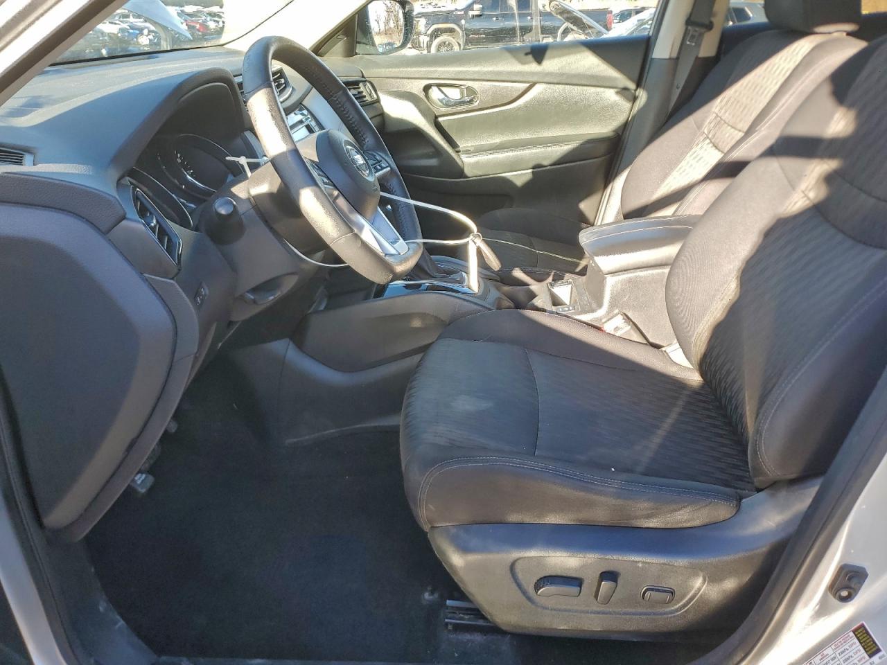 2018 NISSAN ROGUE S photo 7