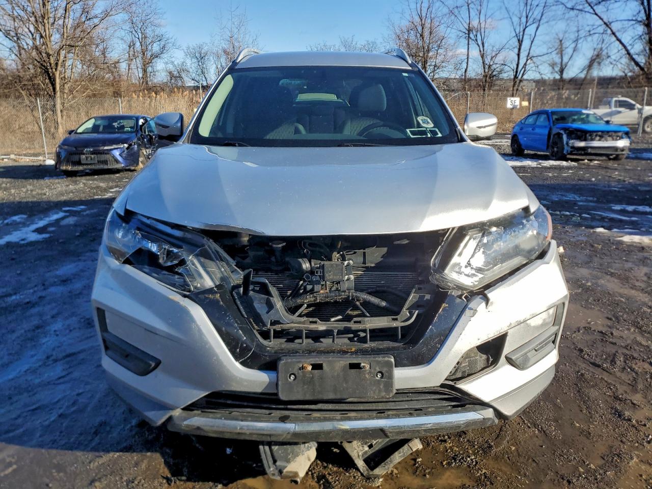 2018 NISSAN ROGUE S photo 5