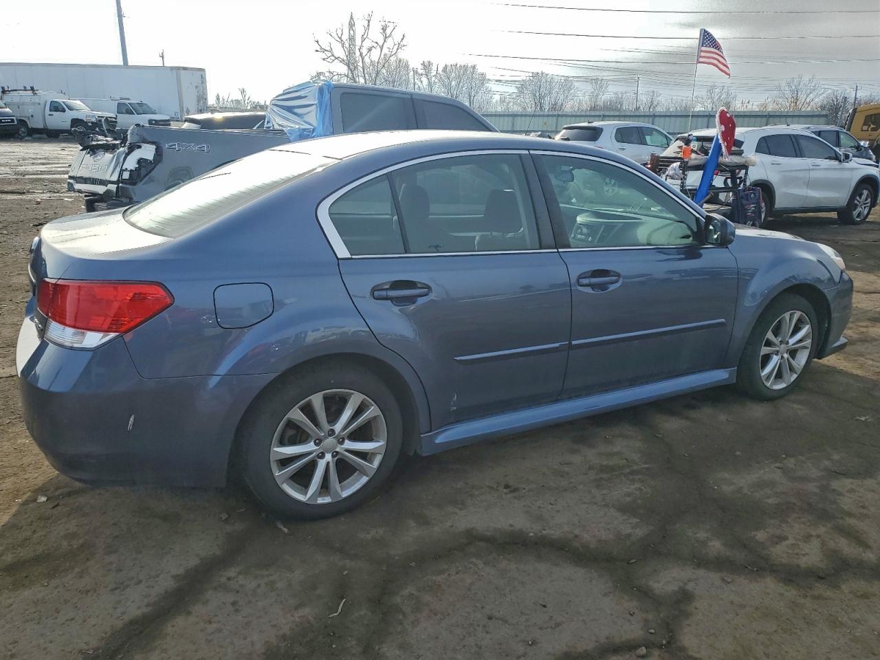 2013 SUBARU LEGACY 2.5I PREMIUM photo 3