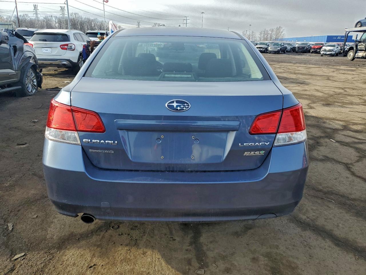 2013 SUBARU LEGACY 2.5I PREMIUM photo 6