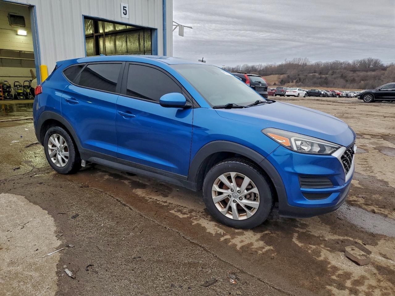 2019 HYUNDAI TUCSON SE photo 4